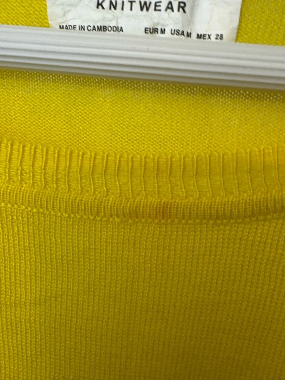 Zara Sunny Yellow Lightweight Crewneck Sweater Top Size Medium - Picture 9 of 10